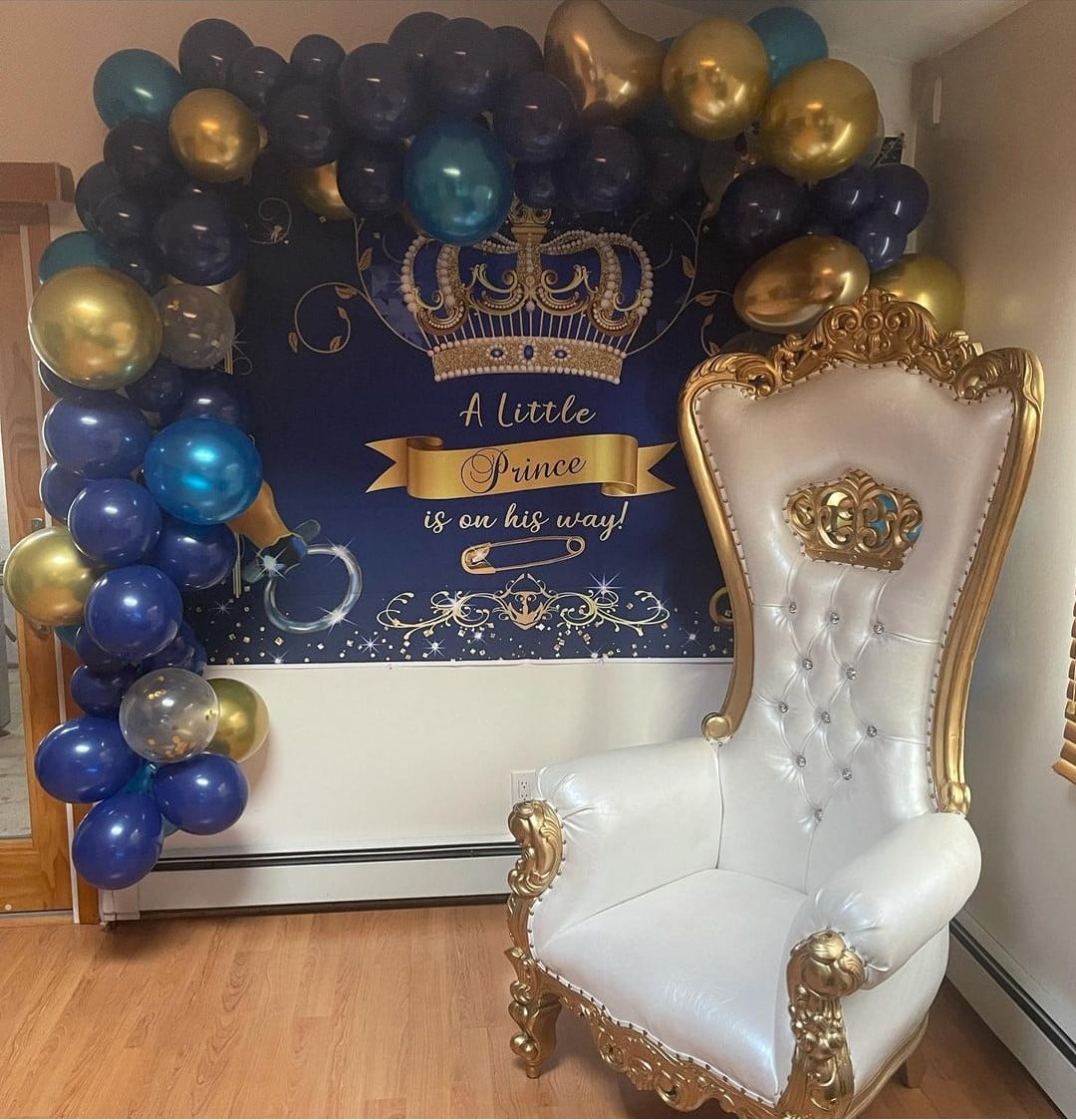 Throne Chair Rental